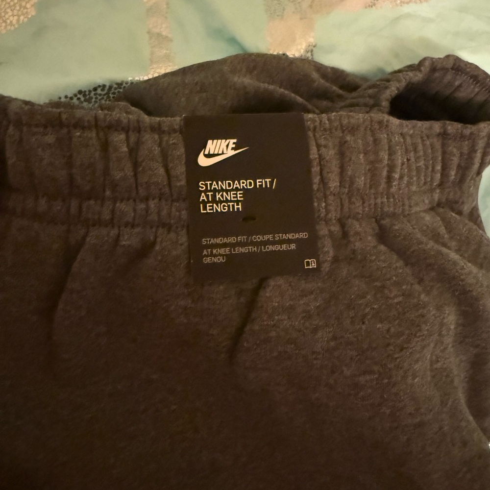 Nike Men's Dark Gray Shorts with White Swoosh logo. Men’s Large. BNWT! - Picture 3 of 4
